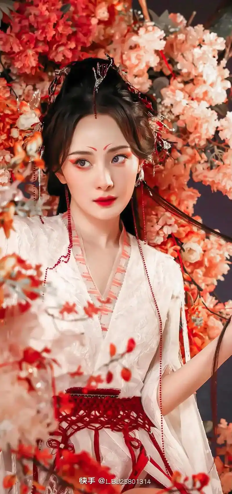 太喜欢杨幂这妆容造型了