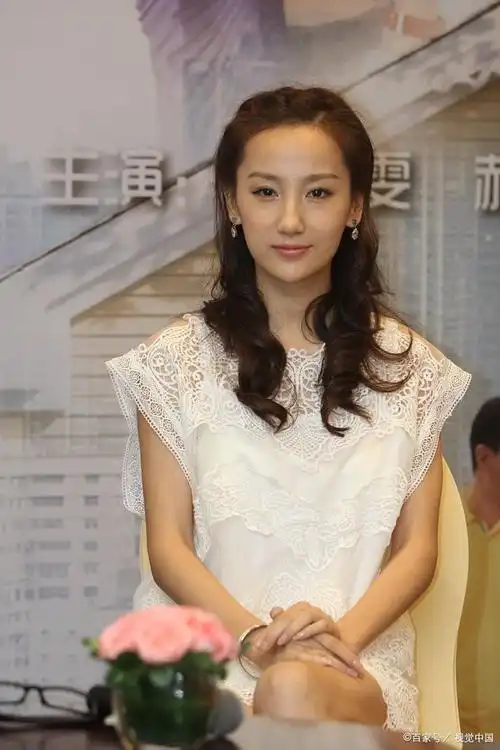 低调嫁名演员,生女儿成全幸福家庭,秦子越与聂远共创温馨童话