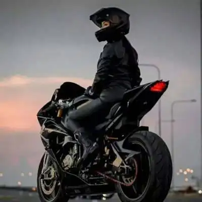 机车头像女生高清 霸气超酷重骑机车女孩图片