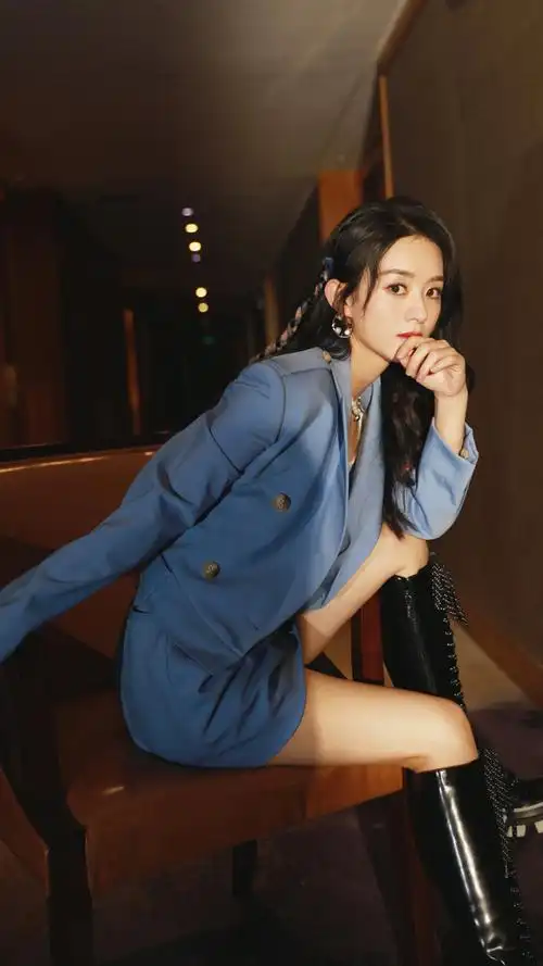 赵丽颖飒爽时尚写真手机全屏壁纸超好看