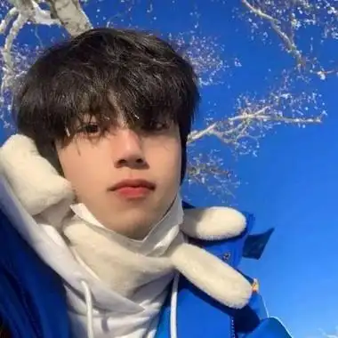 男生真人头像帅气图片同一个人