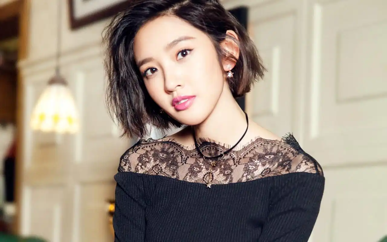 短发美女唐艺昕气质高清桌面壁纸