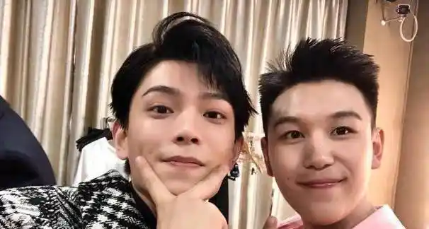 原创丁禹兮看咖位下菜碟不回陈芊芊中配角留言只和主角赵露思互动