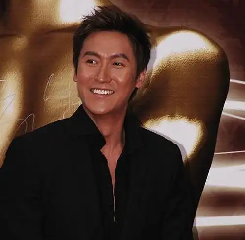 马德钟签约经纪公司电话18612622212