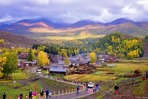 自治州稻城县,是藏族文化的重要发源地之一,也是中国著名的旅游胜地