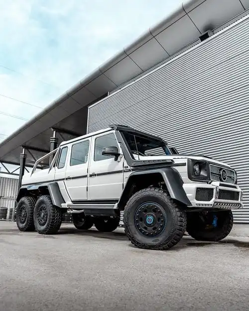 改装的巴博斯大g6x6