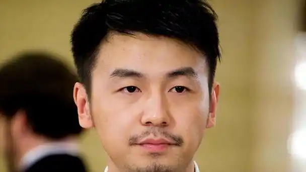 个子矮的男明星及身高(长得显矮的6位男星)(8)