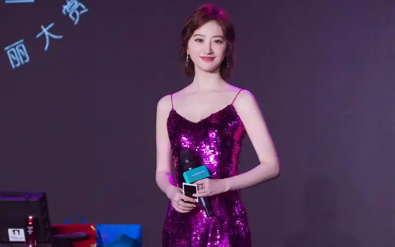 景甜性感吊带写真高清桌面壁纸