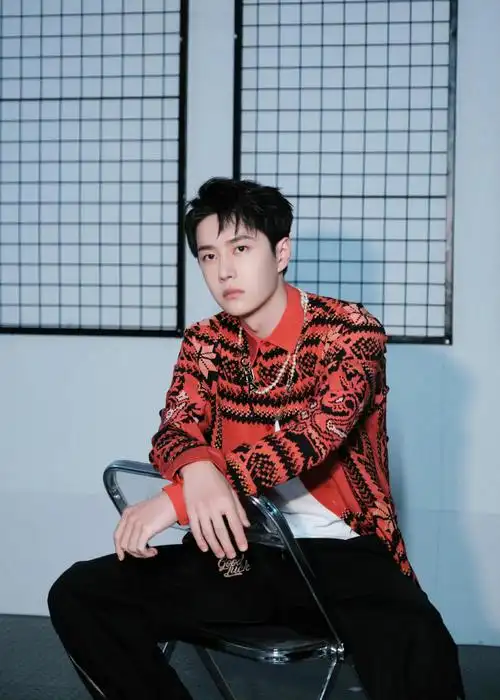 王一博这就是街舞民族风造型