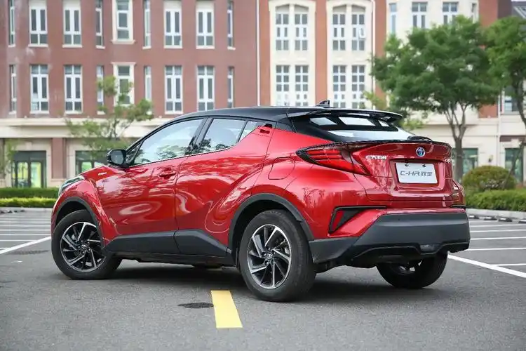 体验日式潮流新玩物 试驾广汽丰田新款c-hr双擎版