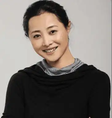 原创张若昀要结婚了看看继母刘培做了什么