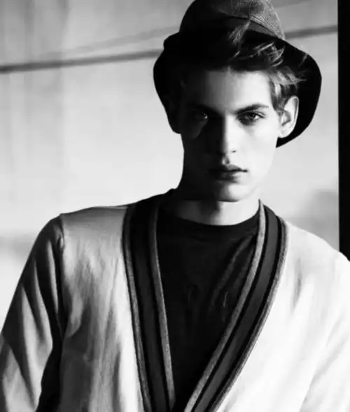 「欧美男模」—baptiste radufe(巴普蒂斯特·瑞多夫)国籍:法国 出生