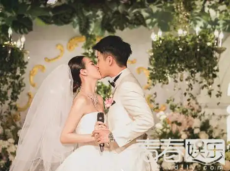 李茂弦子大婚集锦曝光只因爱暖哭众人自曝鸳鸯浴赤裸求婚避谈怀孕