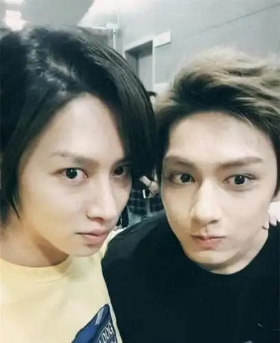 sj金希澈和seventeen文俊辉