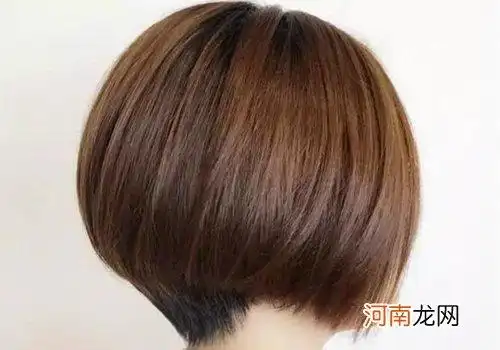 沙宣短发让毛躁发质变得柔顺丝滑 小胖脸妹纸剪短发发型最好看了