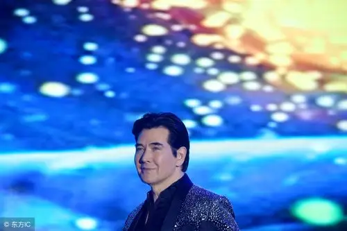 美籍华裔歌手演员费翔