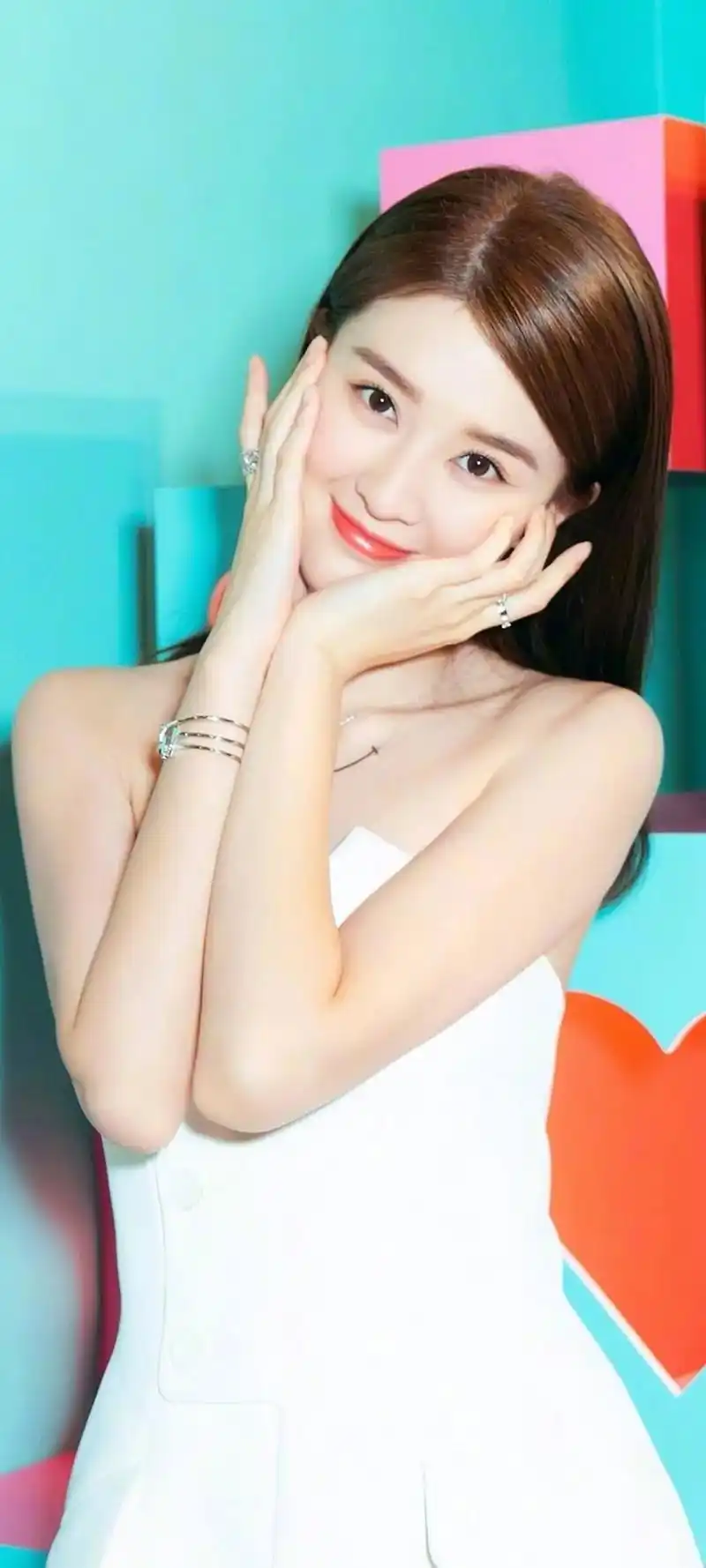 乔欣.#美女明星 #高清壁纸  9015 #乔欣 98生日快乐17 - 抖音