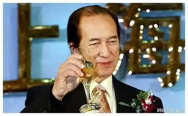 赌王何鸿燊死后凄凉清明节十七个子女只有一女来扫墓