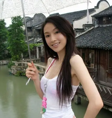 中央戏剧学院校花:张俪,美丽自然