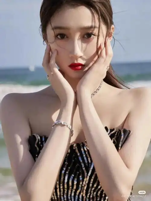 关晓彤美照甜筒们快来黑粉绕道