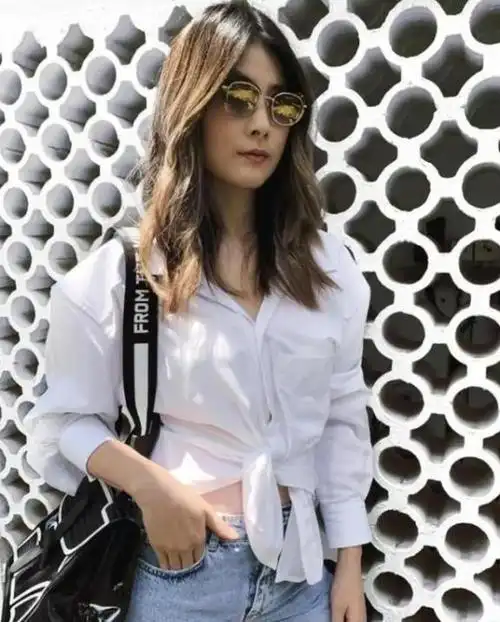 观后感陈慧琳以其与众不同的穿搭风格和独特的魅力,成为了时尚界的