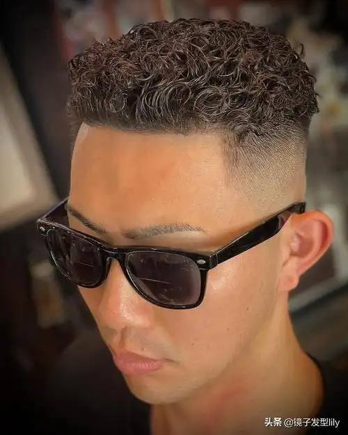 新时尚男士发型15款,款式时尚很有型,百变帅气真流【烫发发型图片】