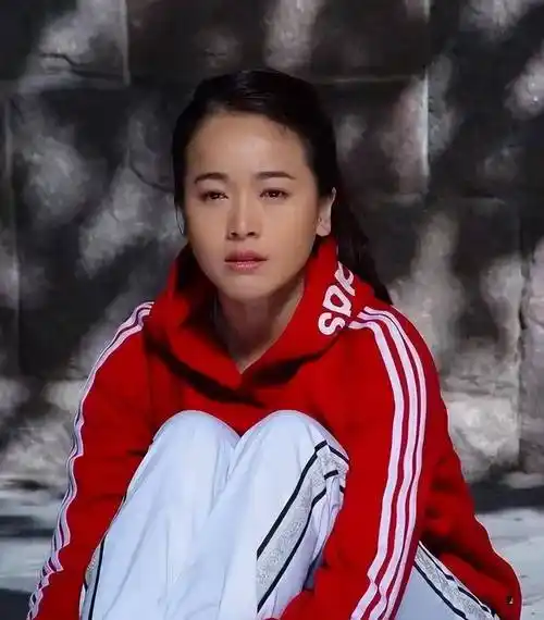 《乘风破浪的姐姐》这成为他职业生涯的重要转折点.