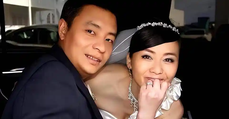 李琳:被前夫一巴掌扇到离婚,二婚嫁世界冠军,今生活幸福滋润_表演