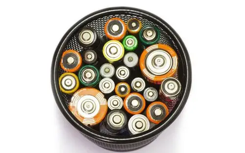 各式各样的电池