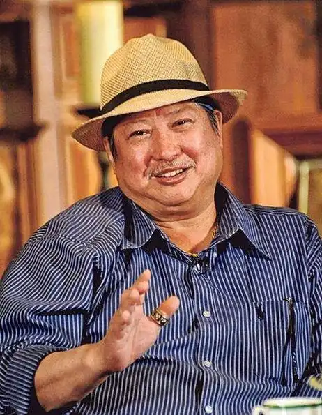 申请入驻>洪金宝年轻时还被称为"最灵活的胖子",但随着年龄逐渐增加