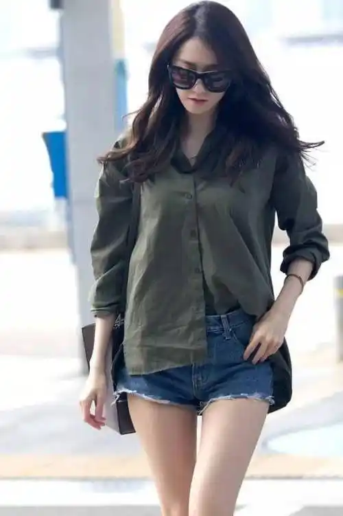 林允儿身穿针织背心配白色短裤美出新高度网友真是太美了