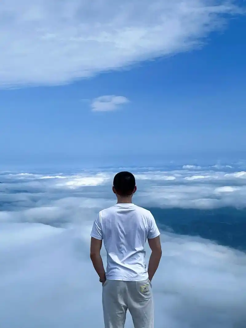 不想你心事重重 只想你天天开心#白羊座 #寸头 #享受自由 - 抖音