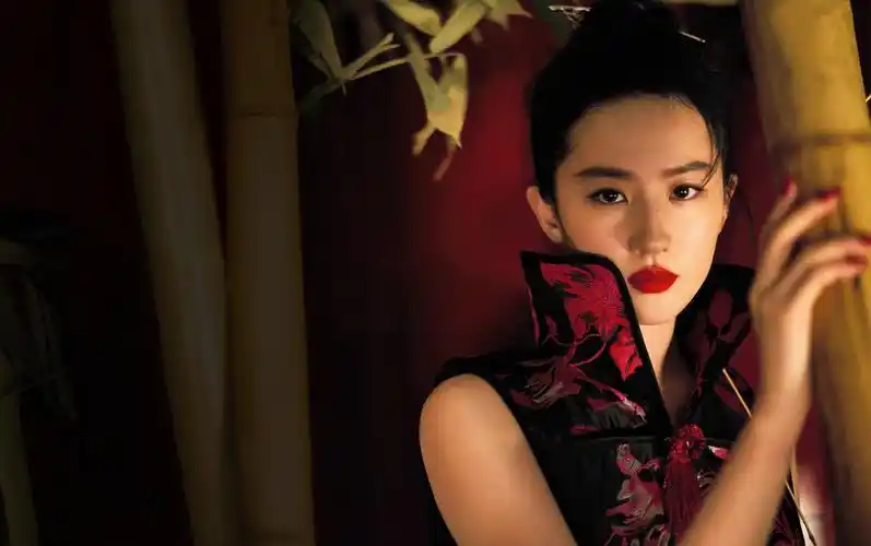 你觉得刘亦菲最好看的一张照片是哪张