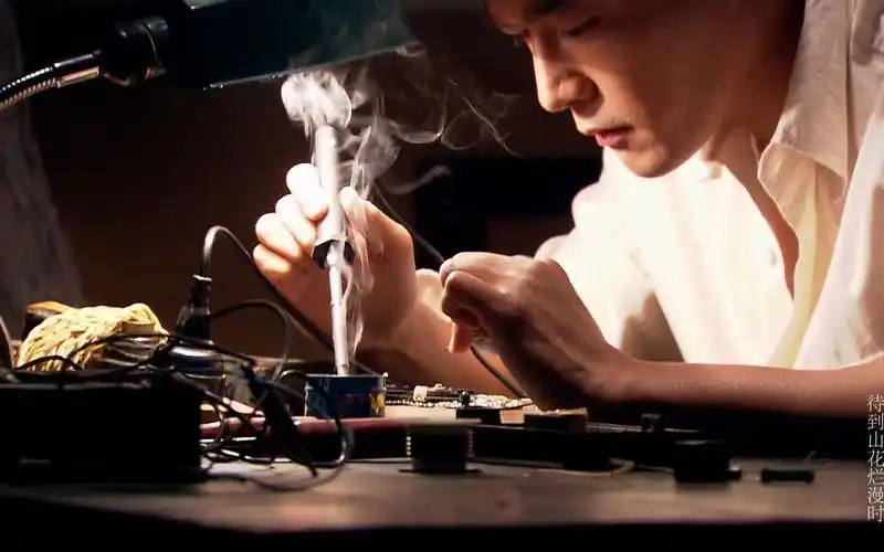 《待到山花烂漫时》黄维德cut 03-01 家中 修电路