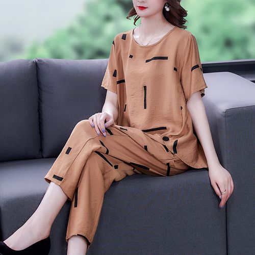 女士精品大码女装更新时间:2022年04月13日休闲时尚套装女2021新款