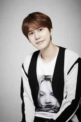 曺圭贤街拍写真大片-明星库-中国时尚网