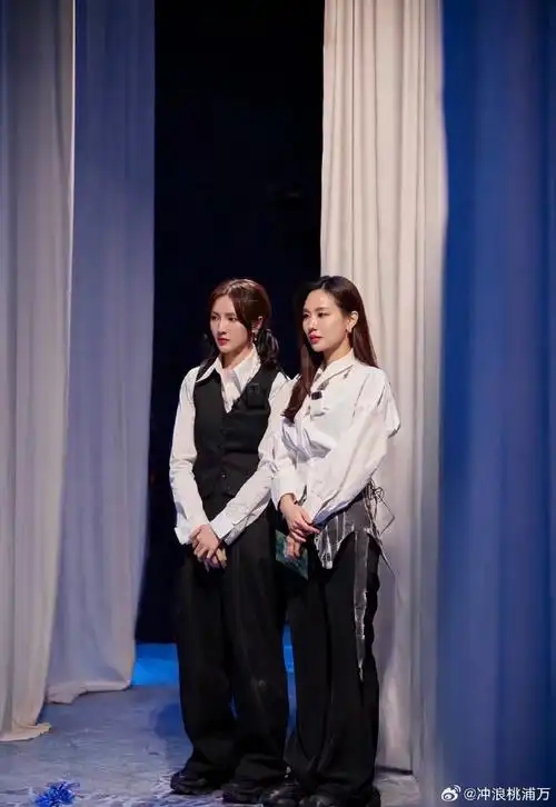 王霏霏孟佳在密室演古偶吗##起猛了看到王霏霏孟佳在密室演古偶