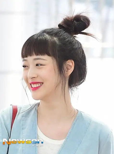 崔雪莉#160522 仁川机场 99 这组图必须在我心里收藏 齐刘海丸子头