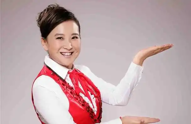 贾玲个人资料简历 简介(贾玲父母个人资料简介)-天晟网