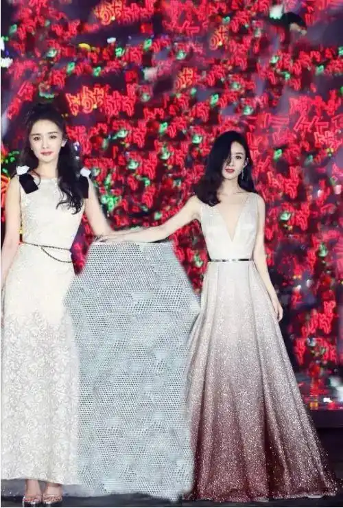 原创赵丽颖杨幂罕见同框网友补上一部艳压大戏