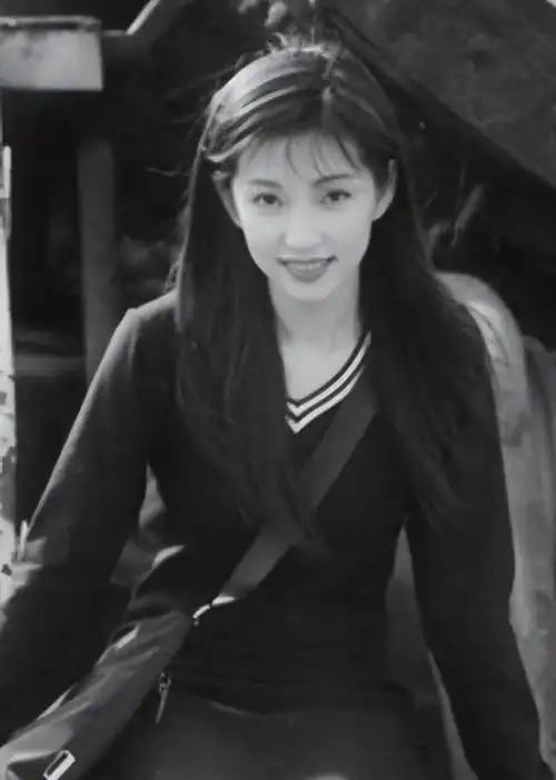 李冰冰病情曝光正常生活成幻想高价月薪请保姆洗菜