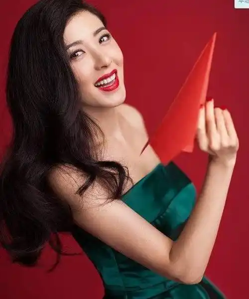 曾黎:"东方美人"4个前任个个都是影帝,47岁依然单身