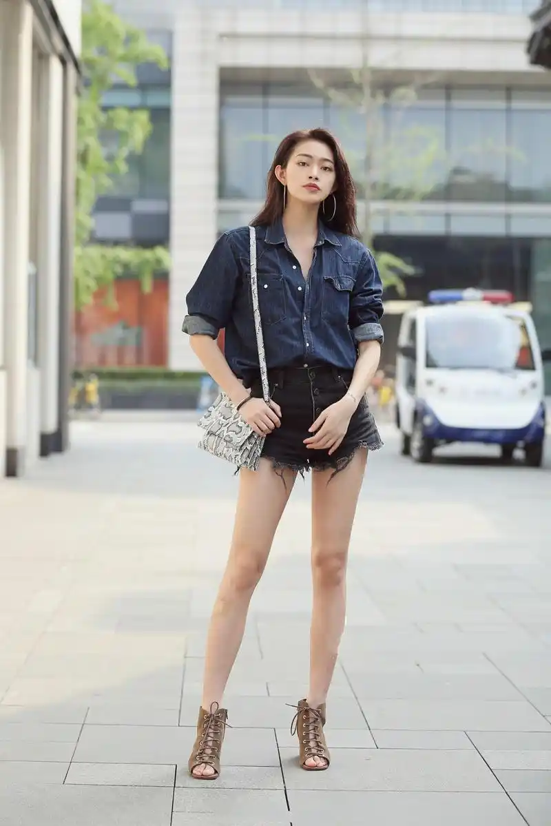 全身照拍照技巧,9个拍照姿势,让你拍照不止显高又好看