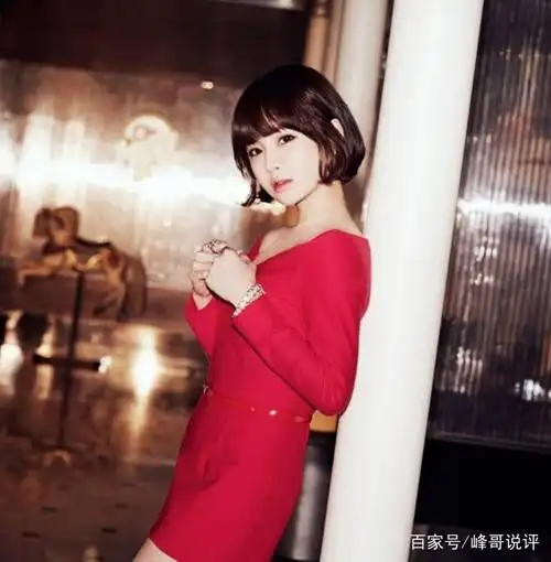 全宝蓝 时尚写真,性感又时尚_凤凰网时尚_凤凰网