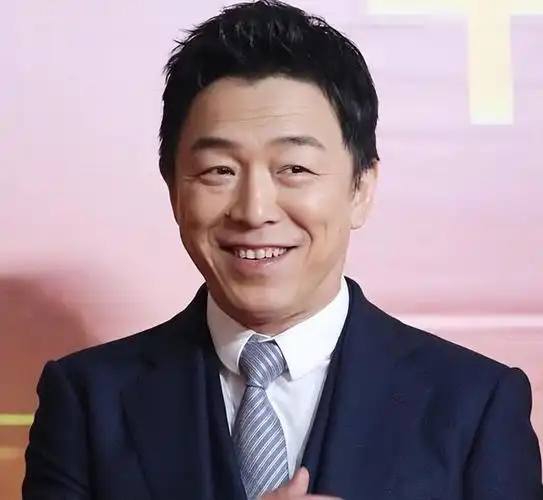 18岁黄渤忍了,18岁鹿晗也忍了,看了18岁的雷佳音我忍不了了