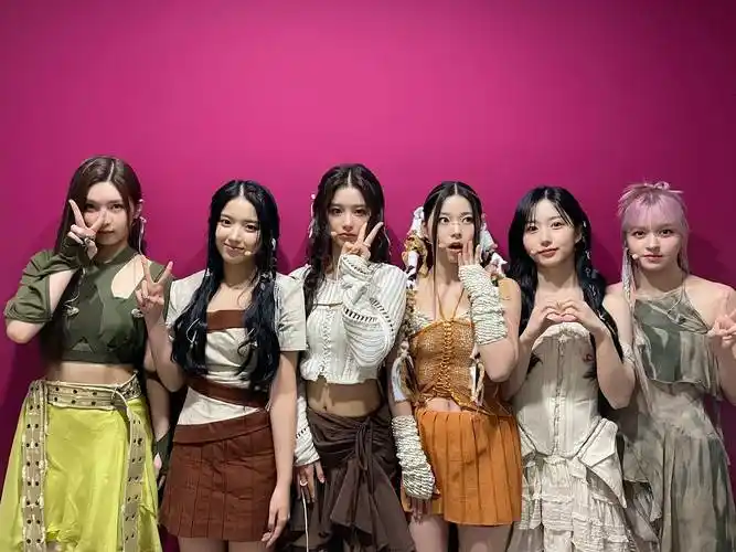 如何评价jyp新女团nmixx回归新歌?也该爻妹们火一次了吧?