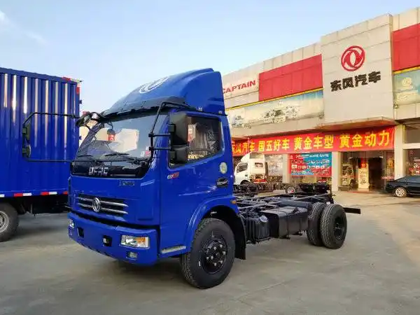 17米单排仓栅式轻卡(eq5041ccy8bd2ac)  详情表 车型名称 东风 多利卡