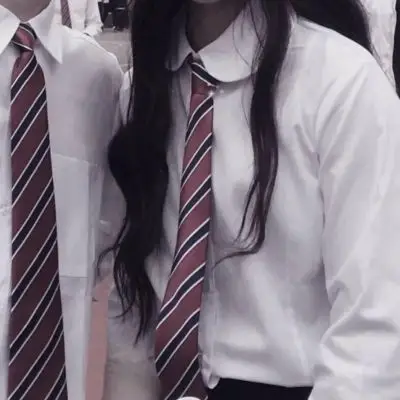 ins超火半身情侣头像遇到喜欢的那个人眼里可是会发光的