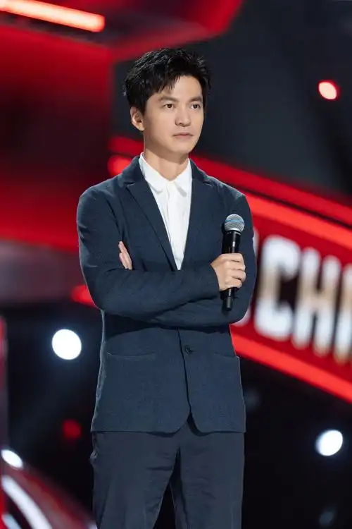 李宇春加盟2020中国好声音三李一谢全新导师阵容合体营业