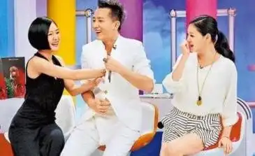 "撩汉","共用吸管",这些明星是没分寸感,还是"耍流氓"?